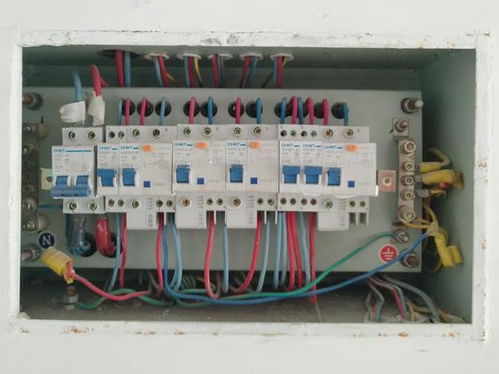 家用配电箱中漏电开关与空气开关的选择与比较